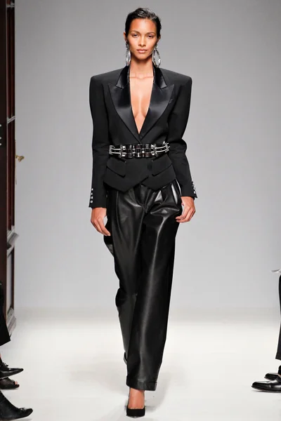 Look 39